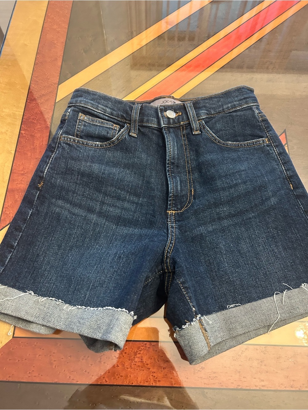 Joe’s ladies Jean shorts 25